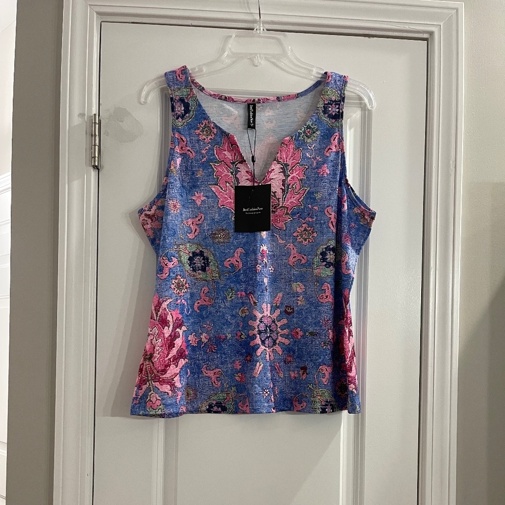 Women’s sleeveless (shell/blouse)